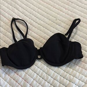 Shade & Shore Black Molded Cup Bra